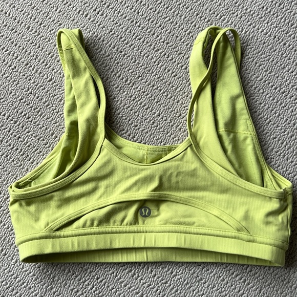 Lululemon double layered sports bra - Picture 2 of 3